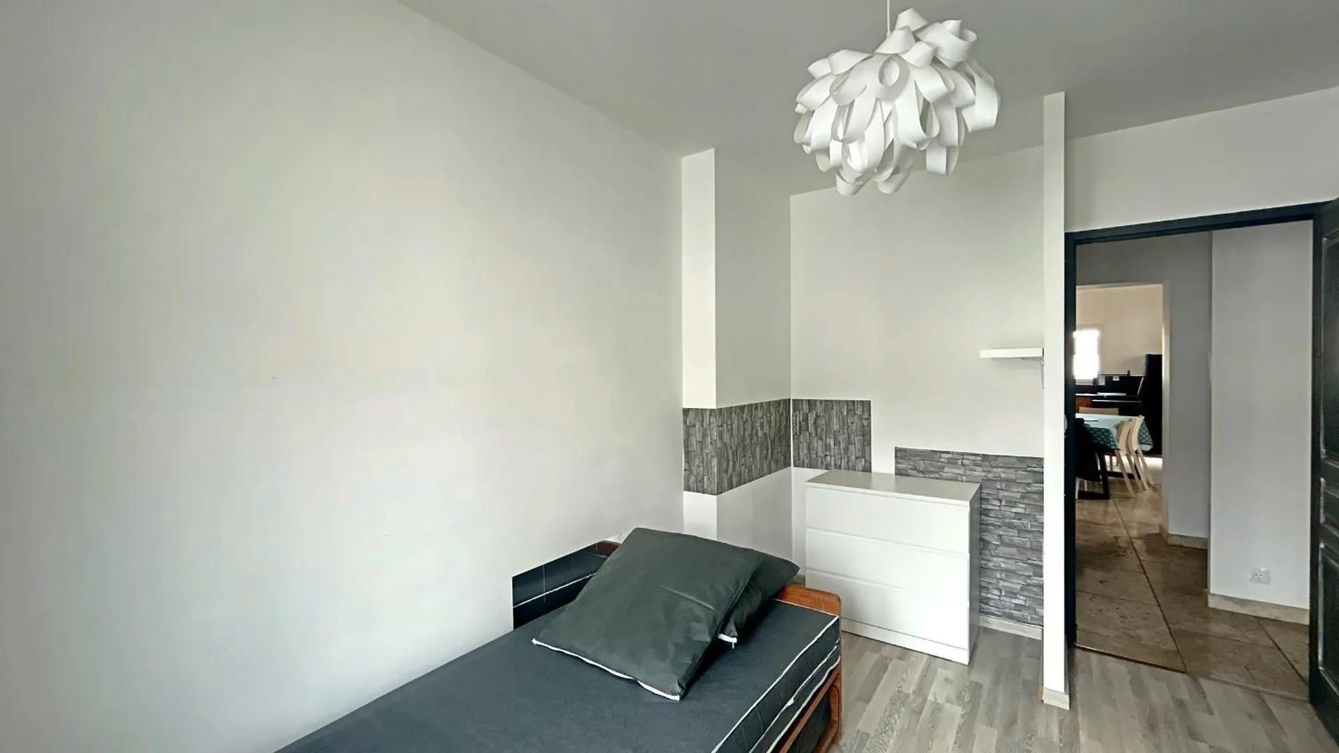 Maison Pour 5 Pers Avec Terrasse A Saintes-Maries-De-La-Mer - Fr-1-475-163